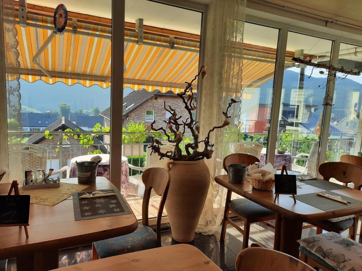 Gaestehaus Moselblick Триттенхайм Экстерьер фото